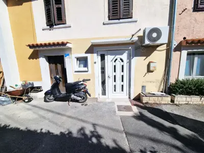 Garsonjera 20 m², Kozala Rijeka - prizemlje - 1