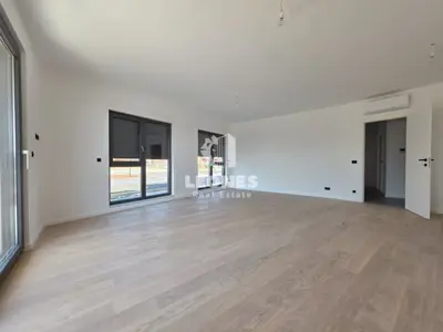 Wohnung 75 m², Umag - Garten und 2 Parkplätze - 2