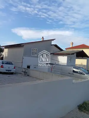 Kuća 135 m², Vodice - okućnica i dvije etaže