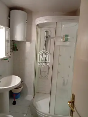 Kuća 135 m², Vodice - okućnica i dvije etaže - 8