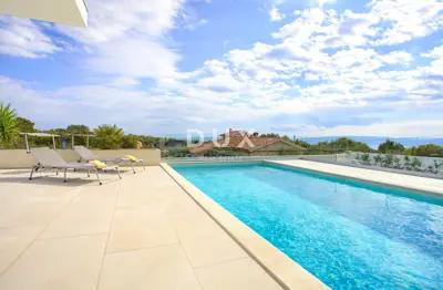 House 469 m², Linardići - pool and 4 apartments - 4