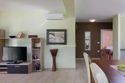 Kuća 157 m², Labin - bazen i mediteranska okućnica - 7