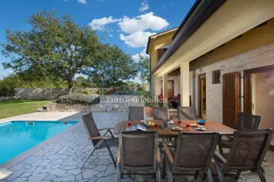 Kuća 157 m², Labin - bazen i mediteranska okućnica - 2