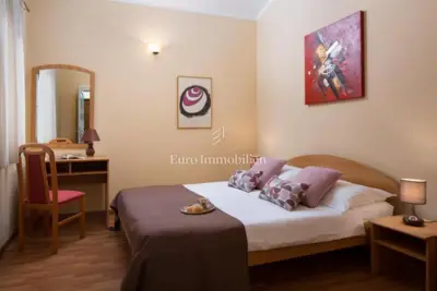 Kuća 157 m², Labin - bazen i mediteranska okućnica - 9