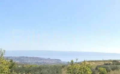Building plot 868 m², Kučine - by the road and near Split