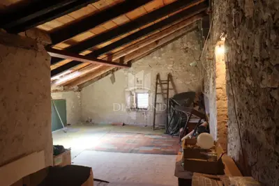 Kuća 180 m², Medulin centar - za adaptaciju - 9