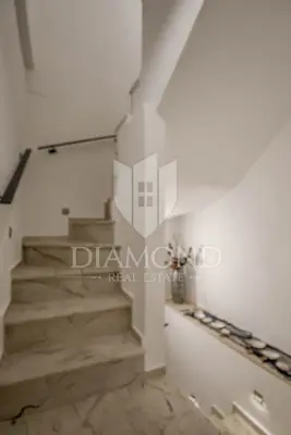 Haus 80 m², Rovinj Zentrum - 2 Schlafzimmer - 8
