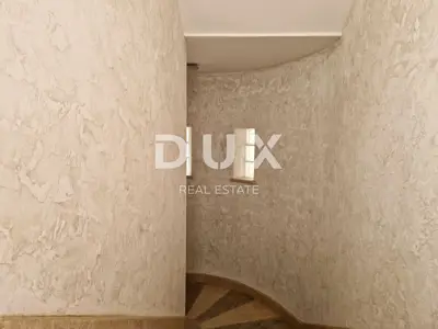 Haus 311 m², Poreč - Pool und Panoramablick - 21