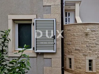 Haus 311 m², Poreč - Pool und Panoramablick - 20