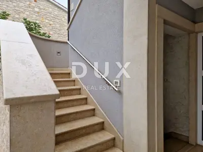 Haus 311 m², Poreč - Pool und Panoramablick - 19