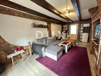 Haus 132 m², Debeljak - Nebengebäude und 2 Parkplätze - 7