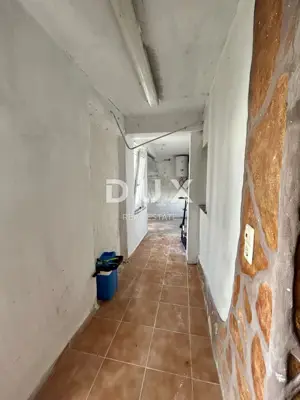 Haus 132 m², Debeljak - Nebengebäude und 2 Parkplätze - 17