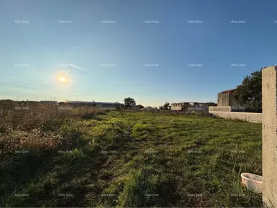 Prodaje se građevinsko zemljište – Marčana (474 m²)Industriska zona