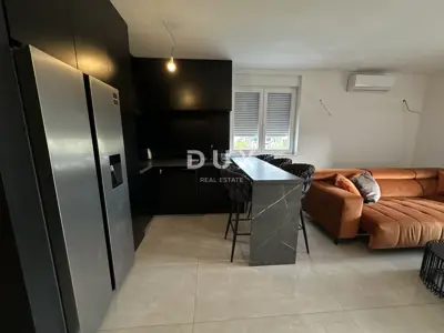 ZADAR, BILI BRIG - Apartment (2 bedrooms + living room) with roof terrace! - 4