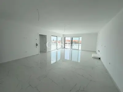 Stan 89 m², Privlaka - 2 spavaće sobe, terasa 91 m² - 2