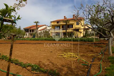 Apartmanska kuća sa 4 stana nedaleko od Poreča - 4