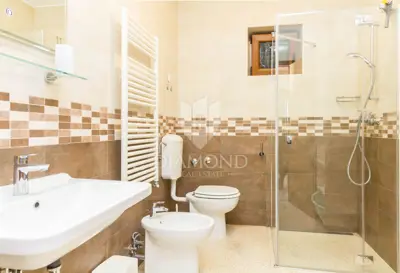 Apartmanska kuća sa 4 stana nedaleko od Poreča - 8