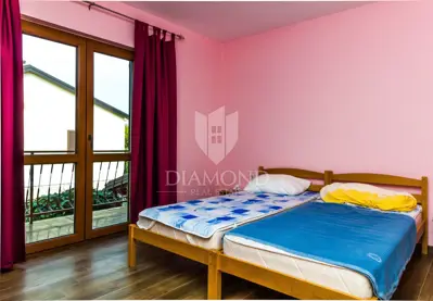 Apartmanska kuća sa 4 stana nedaleko od Poreča - 9