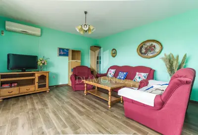 Apartmanska kuća sa 4 stana nedaleko od Poreča - 7