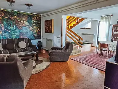 Haus 300 m², Škatari - ruhige Lage nahe Pula - 9