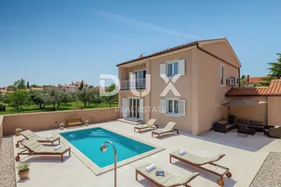 Villa 180 m², Štinjan - Pool und Sonnenterrasse