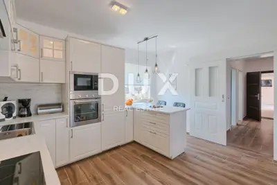 Villa 180 m², Štinjan - Pool und Sonnenterrasse - 10