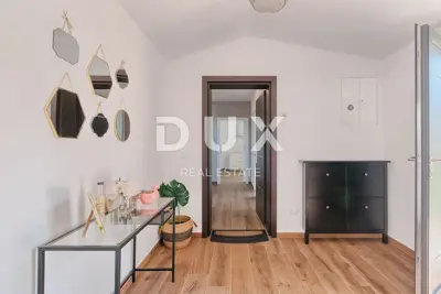 Villa 180 m², Štinjan - Pool und Sonnenterrasse - 3
