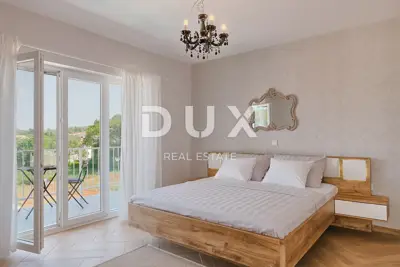 Villa 180 m², Štinjan - Pool und Sonnenterrasse - 22