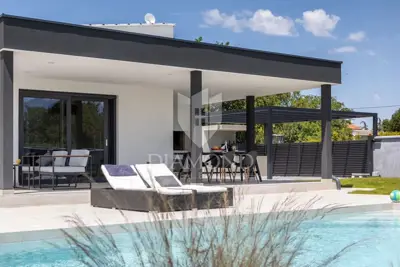 House 70 m², Ližnjan - heated pool and grounds 1,118 m² - 4