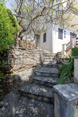 Marušići, prodaja, kuća sa dva apartmana, pogled na more - 3