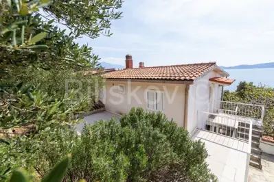 Marušići, prodaja, kuća sa dva apartmana, pogled na more - 5