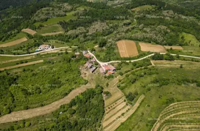Kamene kuće 680 m², Oprtalj - za adaptaciju