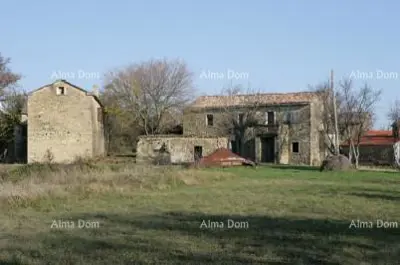 Kamene kuće 680 m², Oprtalj - za adaptaciju - 3