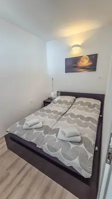 Stan 40 m², Novigrad - vrt i terasa - 9