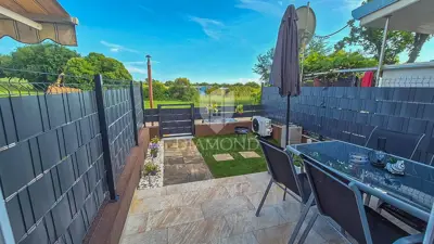 Stan 40 m², Novigrad - vrt i terasa - 13