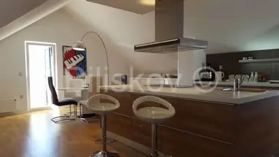 Stan 182 m², Sutivan u centru, pogled na more - 6