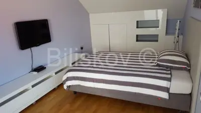 Stan 182 m², Sutivan u centru, pogled na more - 13