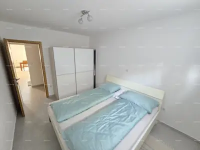Modern eingerichtete Wohnung in der Nähe des Zentrums von Pula mit Garten und Parkplatz - 9