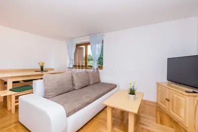 Kuća 106 m², Janja Gora, grijani bazen i priroda - 2