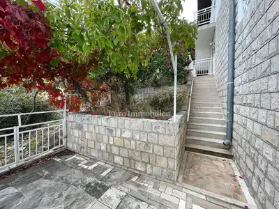 Kuća 250 m², Brist - panoramski pogled na more i otoke - 20