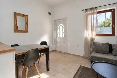 Etaža kuće 90 m², Oprić - bazen i pogled na more - 3