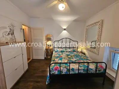 Kuća 150 m², Kaštela - centar, 50 m od mora - 3