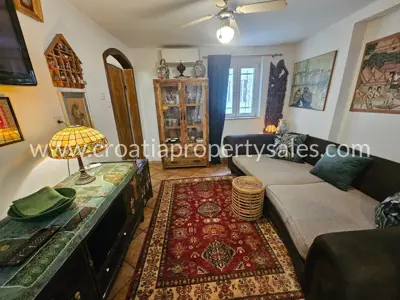 Kuća 150 m², Kaštela - centar, 50 m od mora - 13