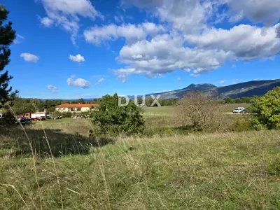 Građevinsko zemljište, Labin - urbanizirano zemljište za obiteljsku kuću