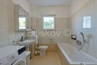 Stan 57,87 m², Žedno na Čiovu - privatni vrt i lođa - 7