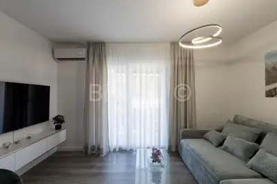 Zu verkaufen: Modern eingerichtete Wohnung, 200 m vom Meer entfernt, Žedno - 4