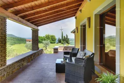 Eine schöne Villa mit Swimmingpool in der Nähe von Pazin steht zum Verkauf - 9