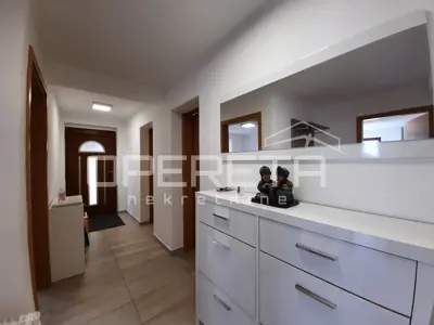 Apartman 100 m od mora, Lovran, infinity bazen i vrt - 3