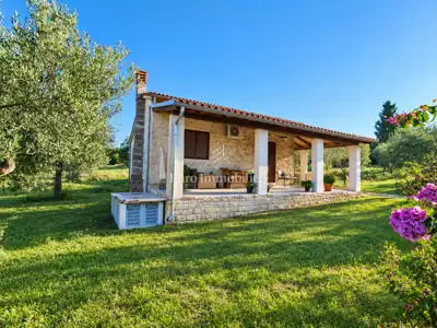 House 116 m², Šijana - quiet location and large yard - 4
