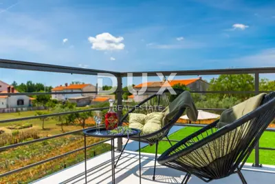 Villa 272 m², Svetvinčenat - beheizter Pool - 9